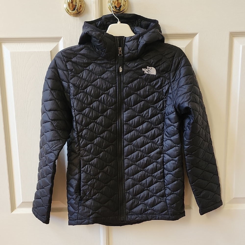 The North Face Thermoball Quilted Jacket, Black, Girls Large (14-16)